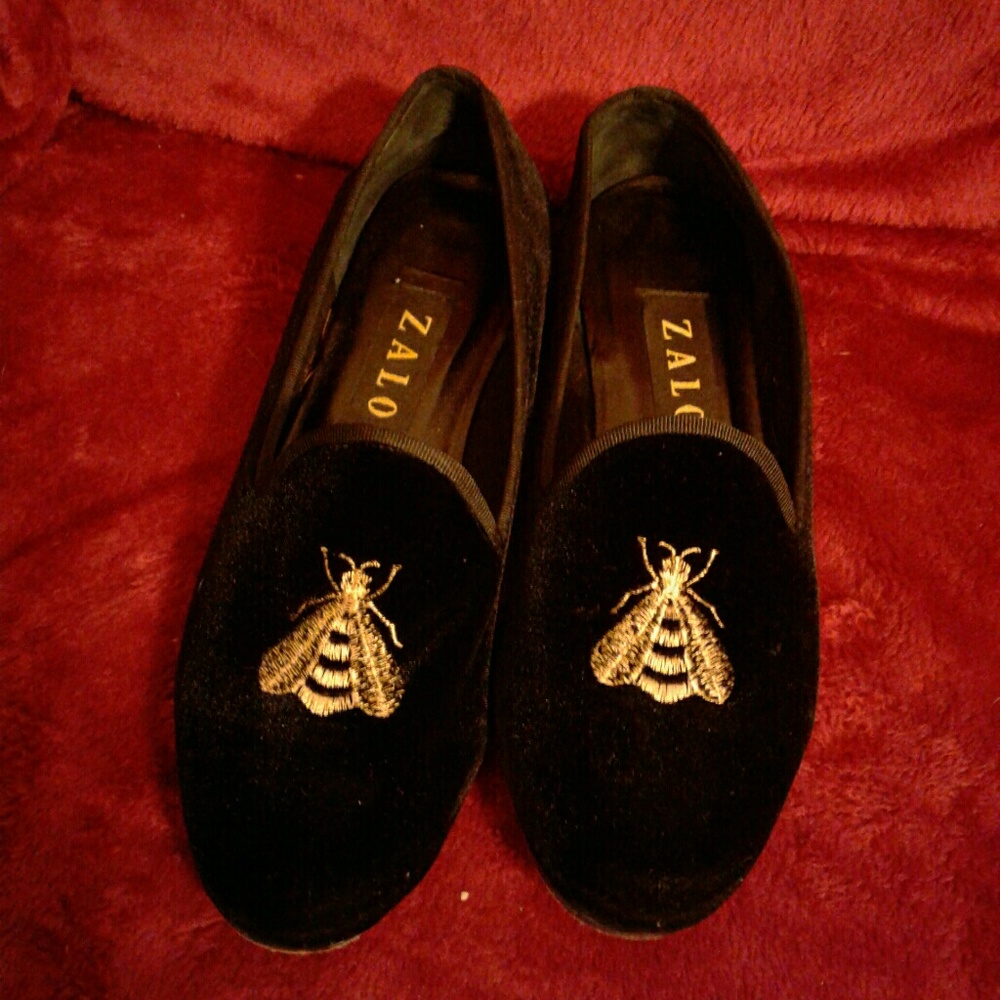 Zalo Black Velvet Loafers  with Bees Size 7